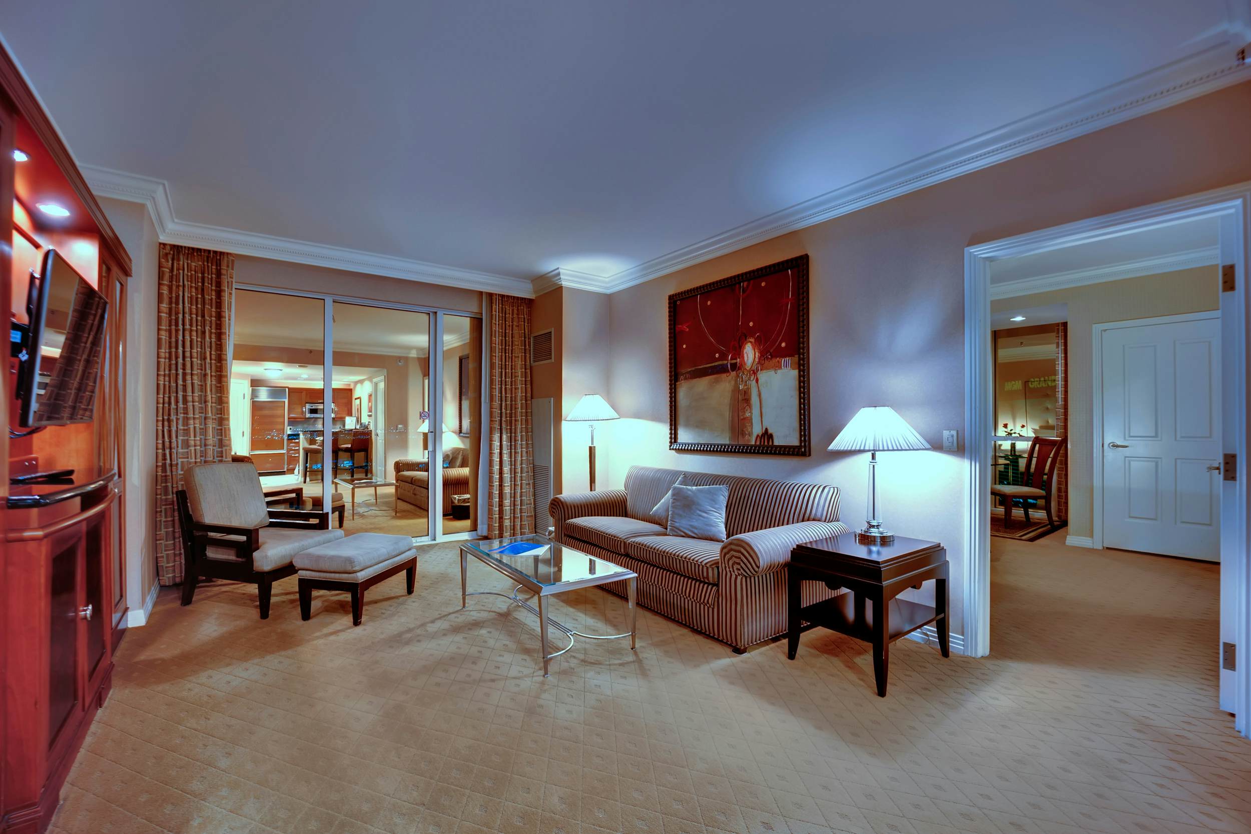 Kintsugi Retreat-Condo-Balcony-StripView