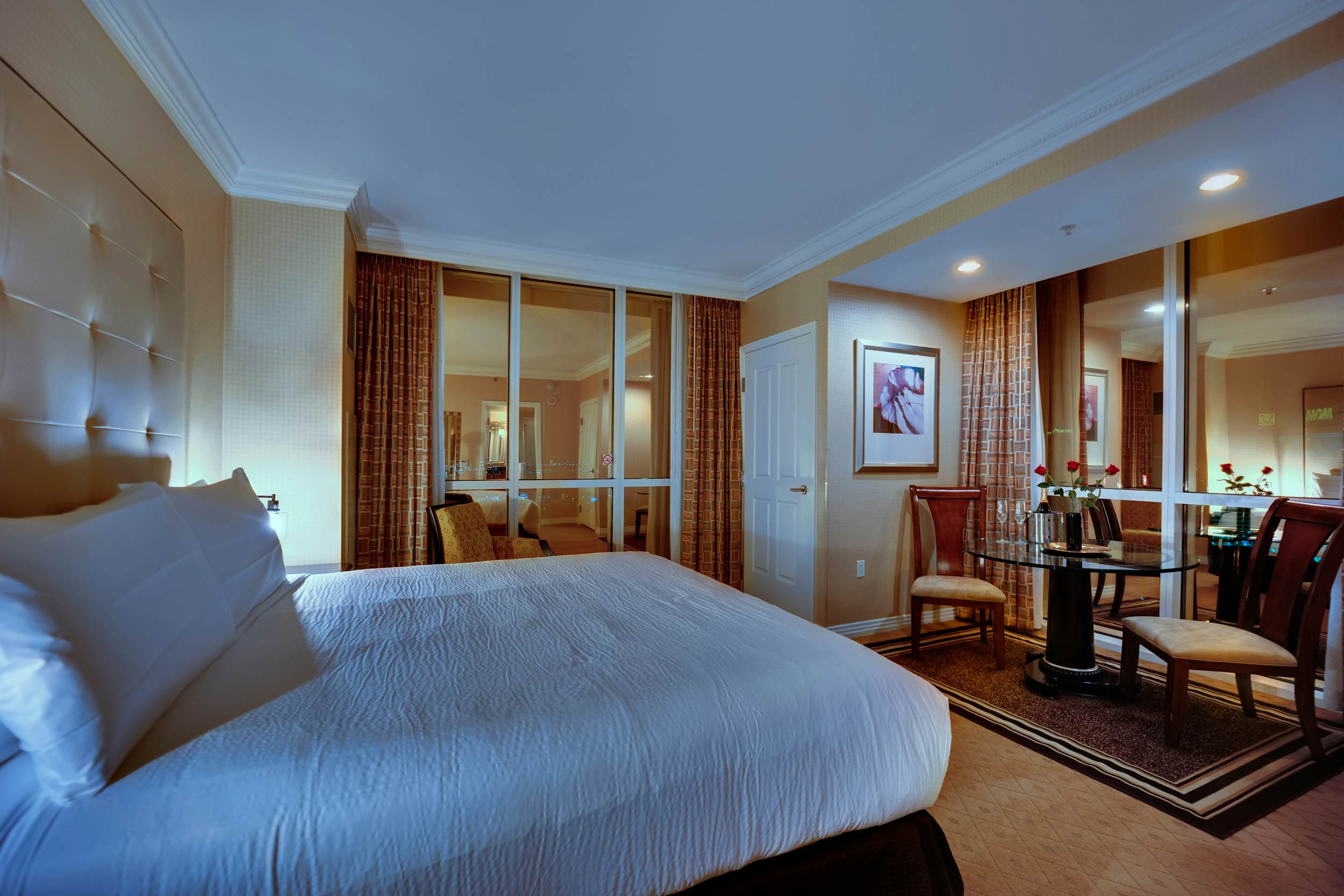 Kintsugi Retreat-Condo-Balcony-StripView