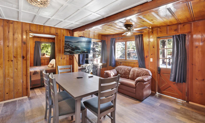 Lakeview Family Cabin at Big Bear Lake Village