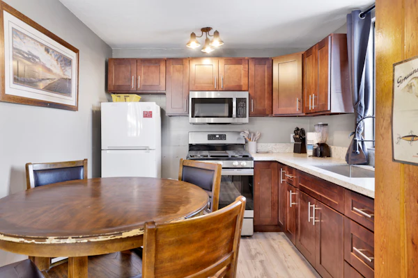 Lonepine Lakeview Family Cottage at Big Bear Lake