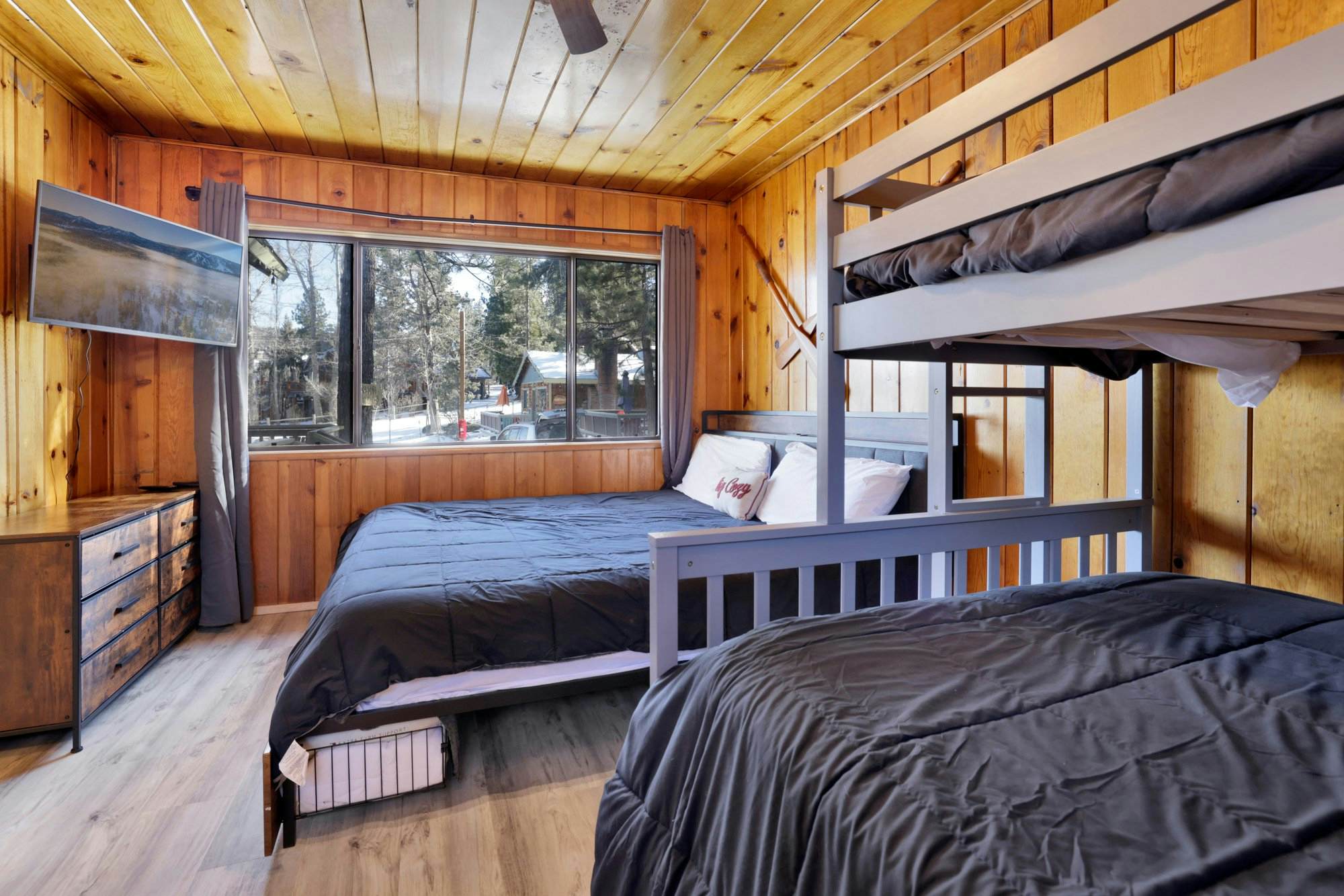 0450-Shore Acres Lodge  Unit 106 to Unit 111