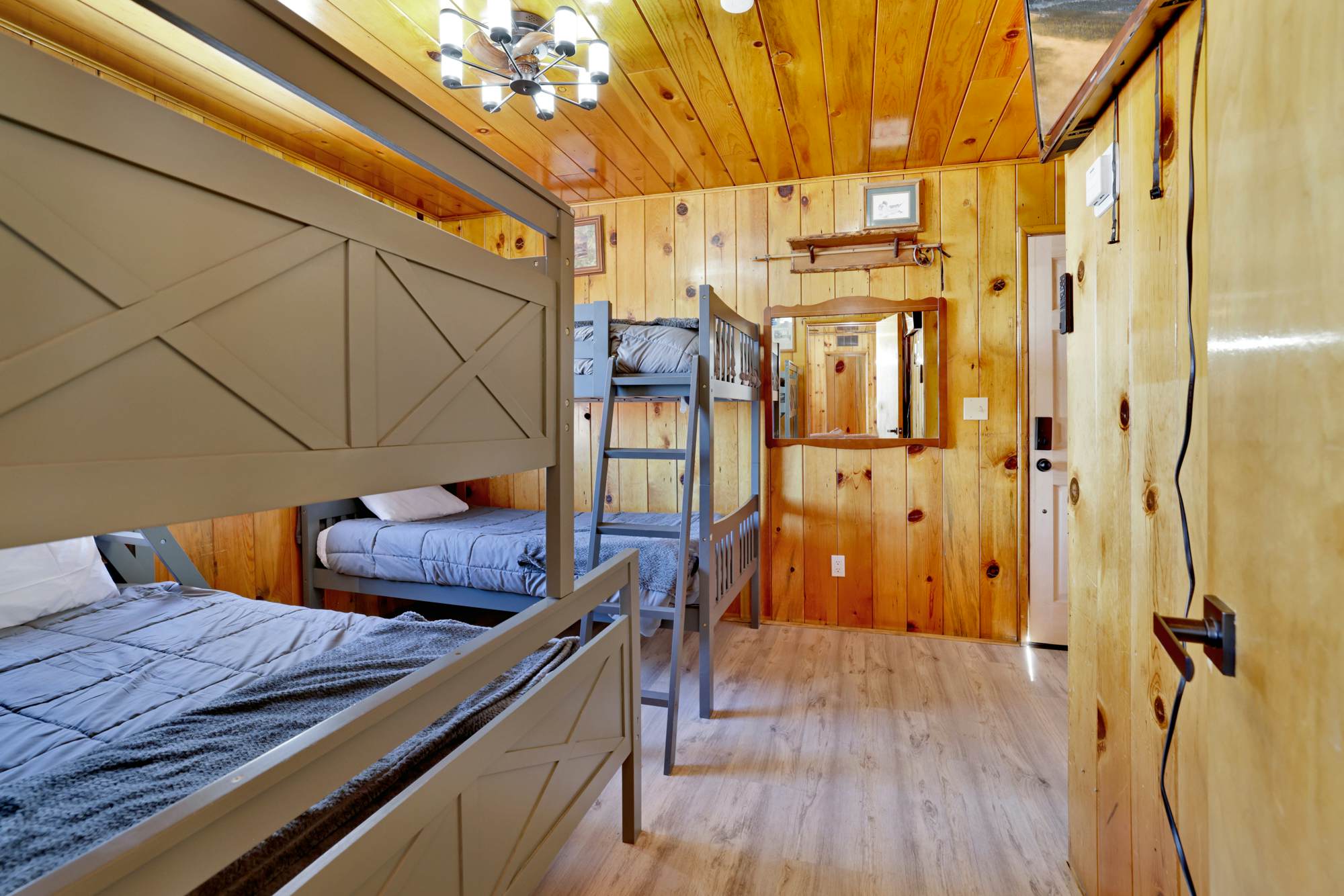 0450-Shore Acres Lodge  Unit 106 to Unit 111