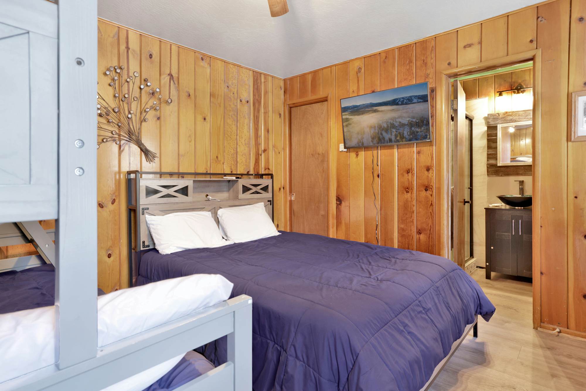 0450-Shore Acres Lodge  Unit 106 to Unit 111