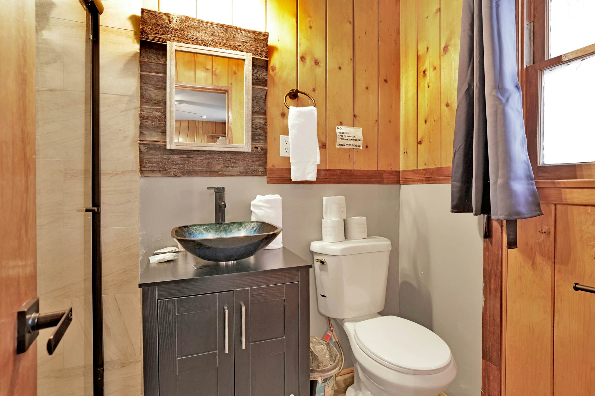 0450-Shore Acres Lodge  Unit 106 to Unit 111