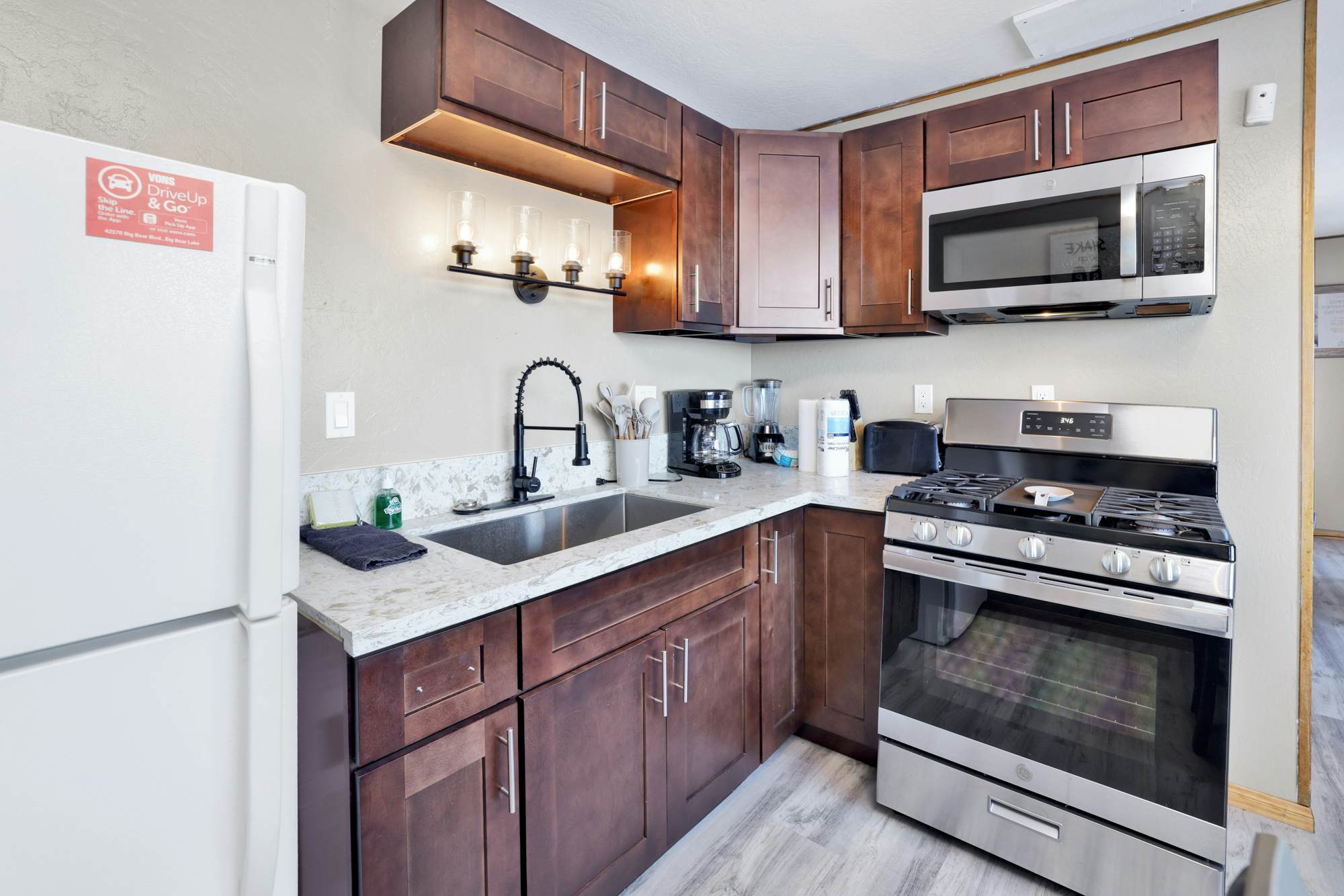 0450-Shore Acres Lodge  Unit 106 to Unit 111