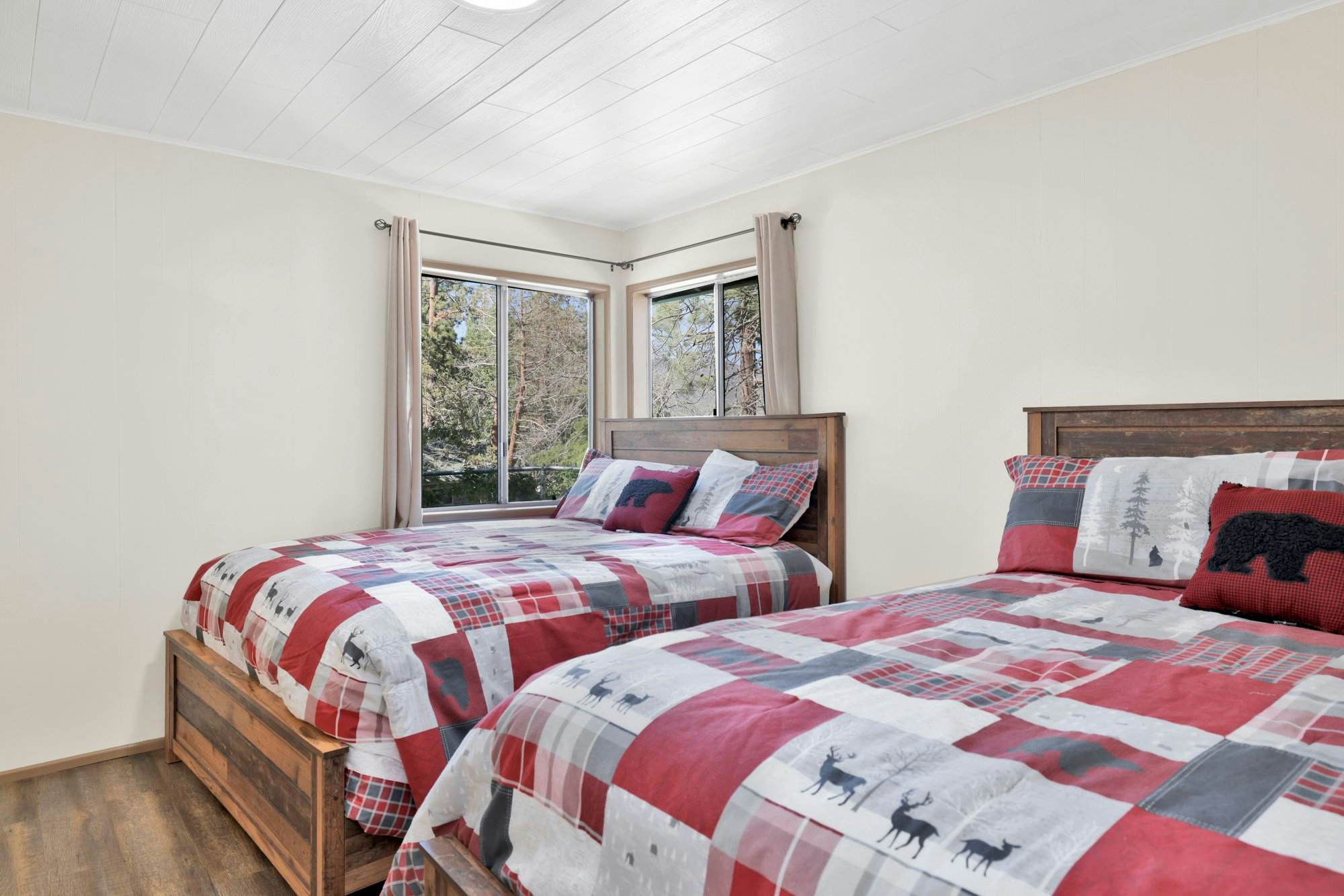 0450-Shore Acres Lodge  Unit 106 to Unit 111