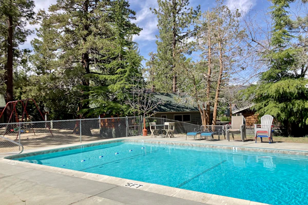 Shore Acres Lakefront Lodge at Big Bear Lake