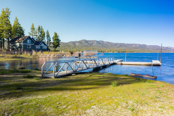 Shore Acres Lakefront Lodge at Big Bear Lake