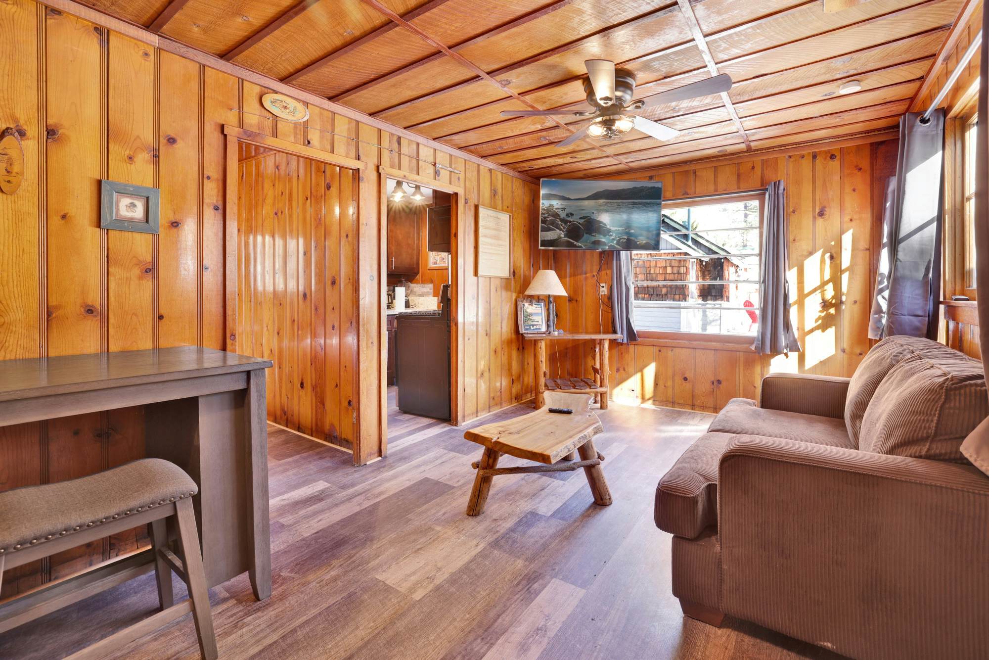 0452-Shore Acres Lodge Unit 100  to Unit 111