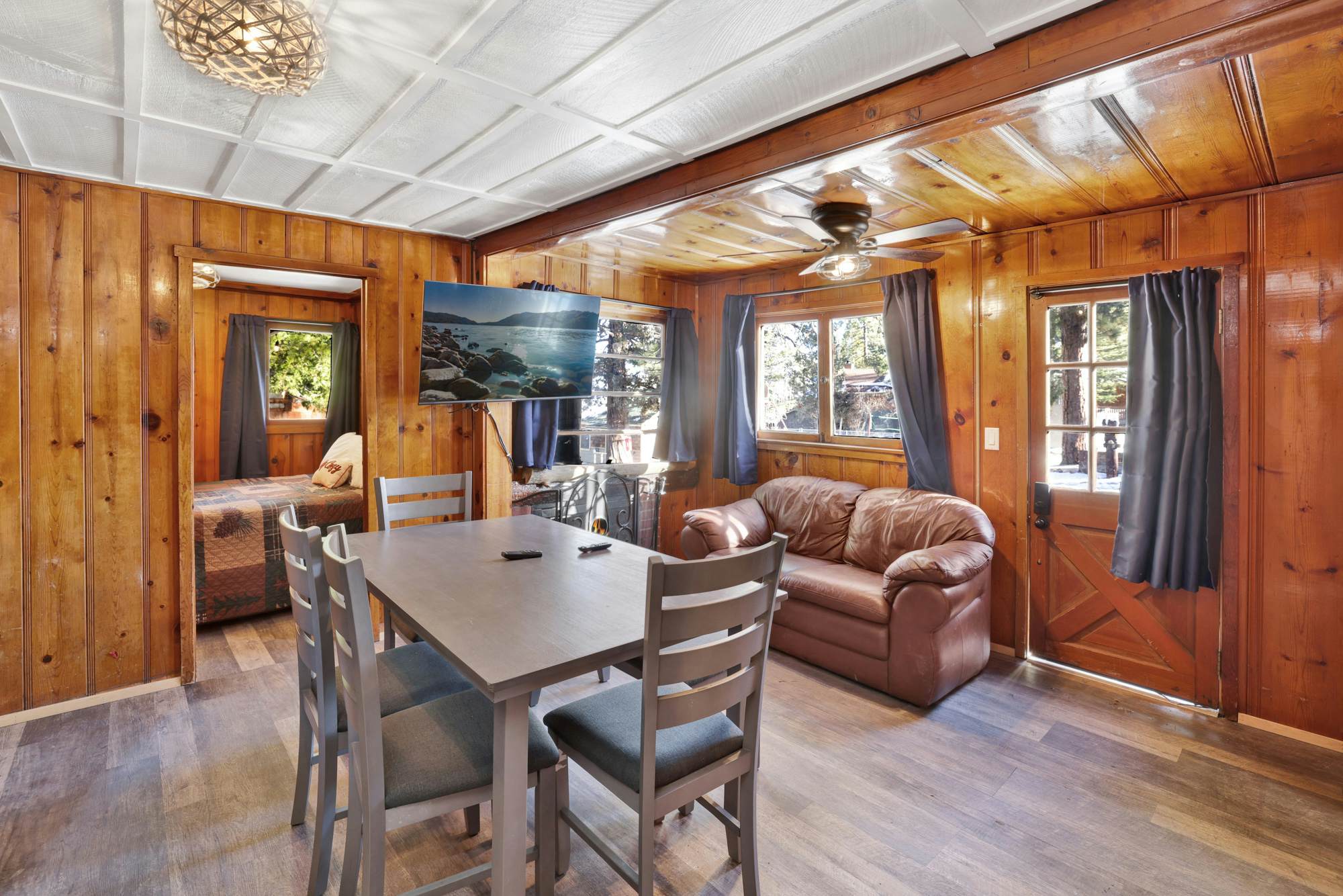 0452-Shore Acres Lodge Unit 100  to Unit 111