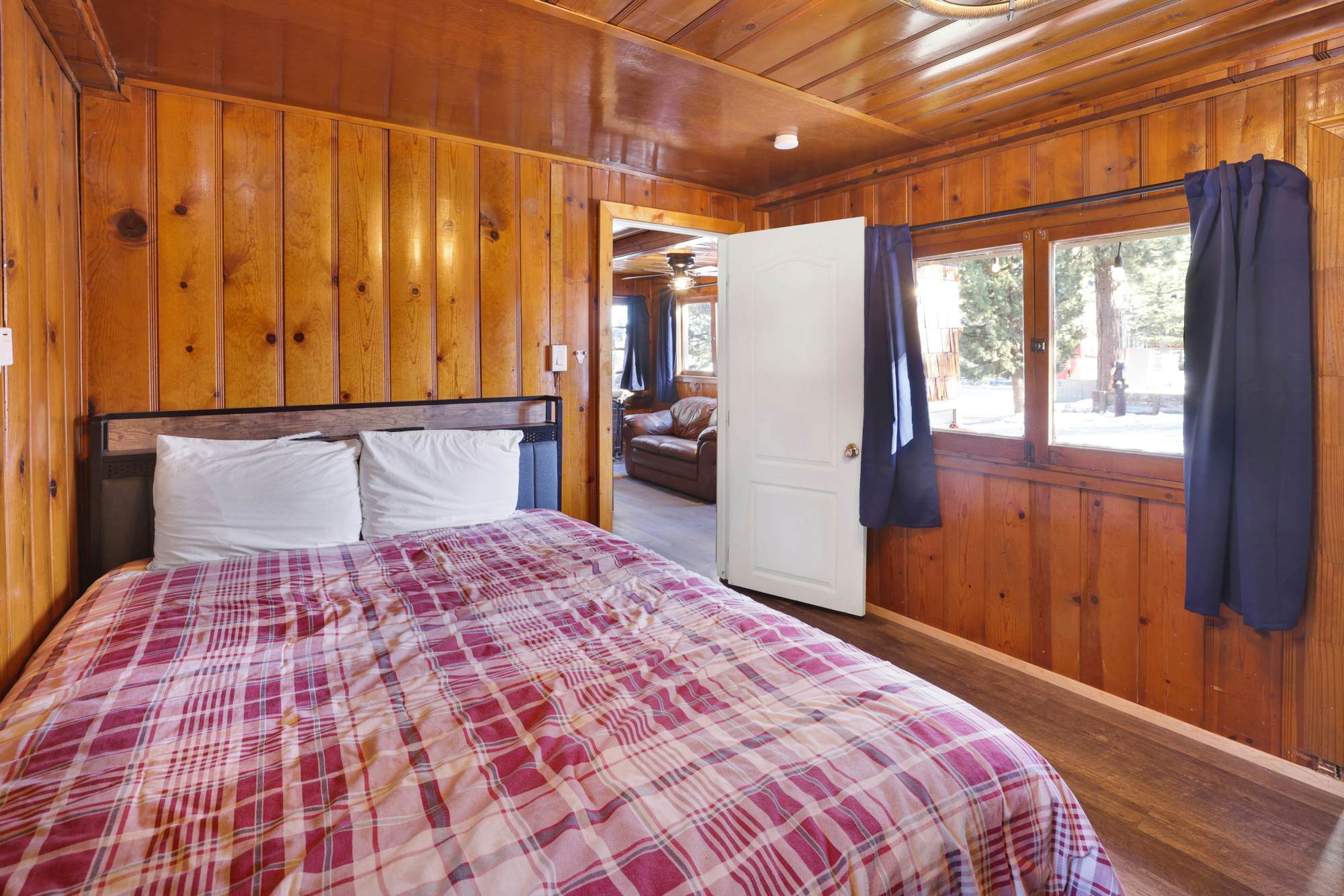 0452-Shore Acres Lodge Unit 100  to Unit 111