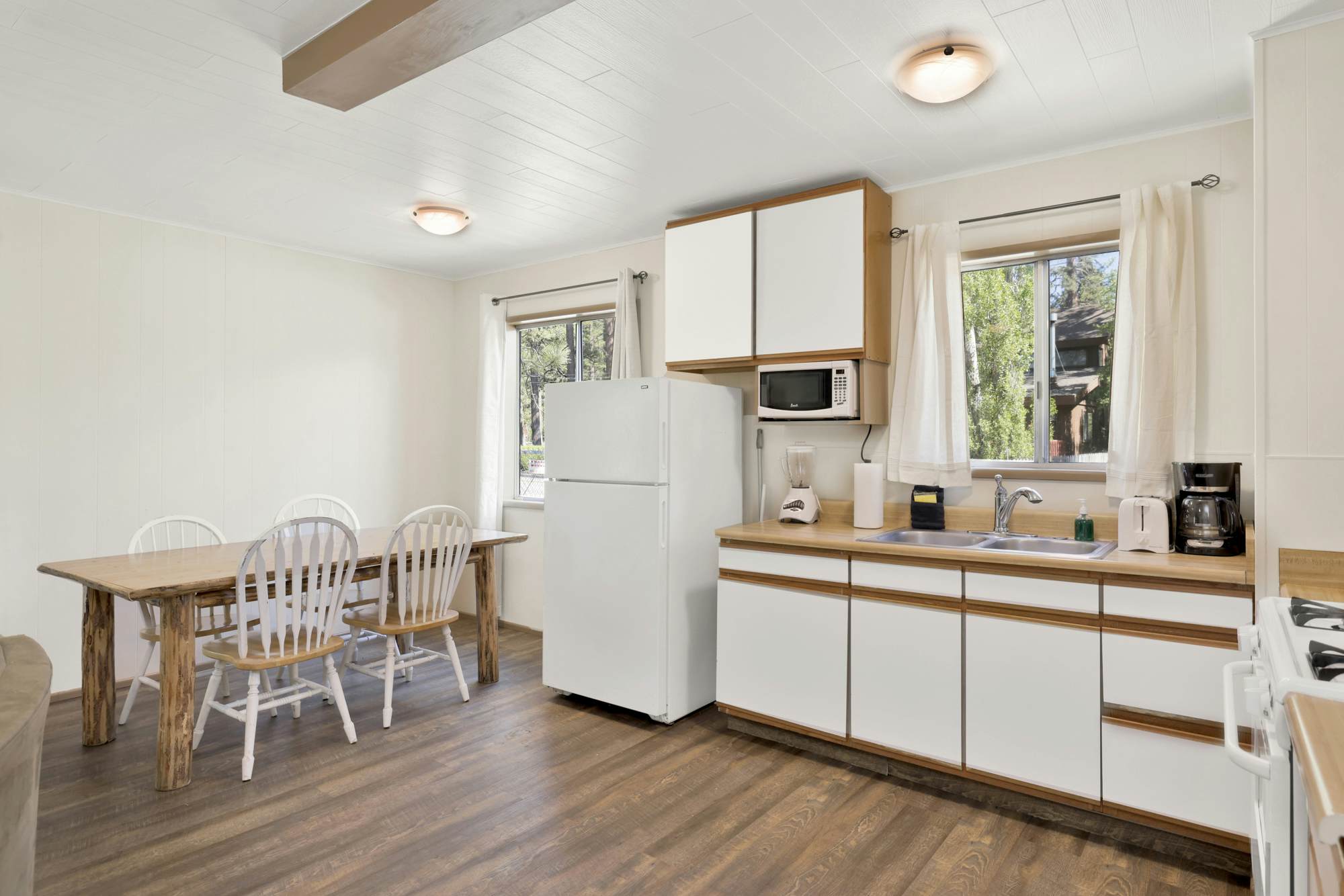 0452-Shore Acres Lodge Unit 100  to Unit 111