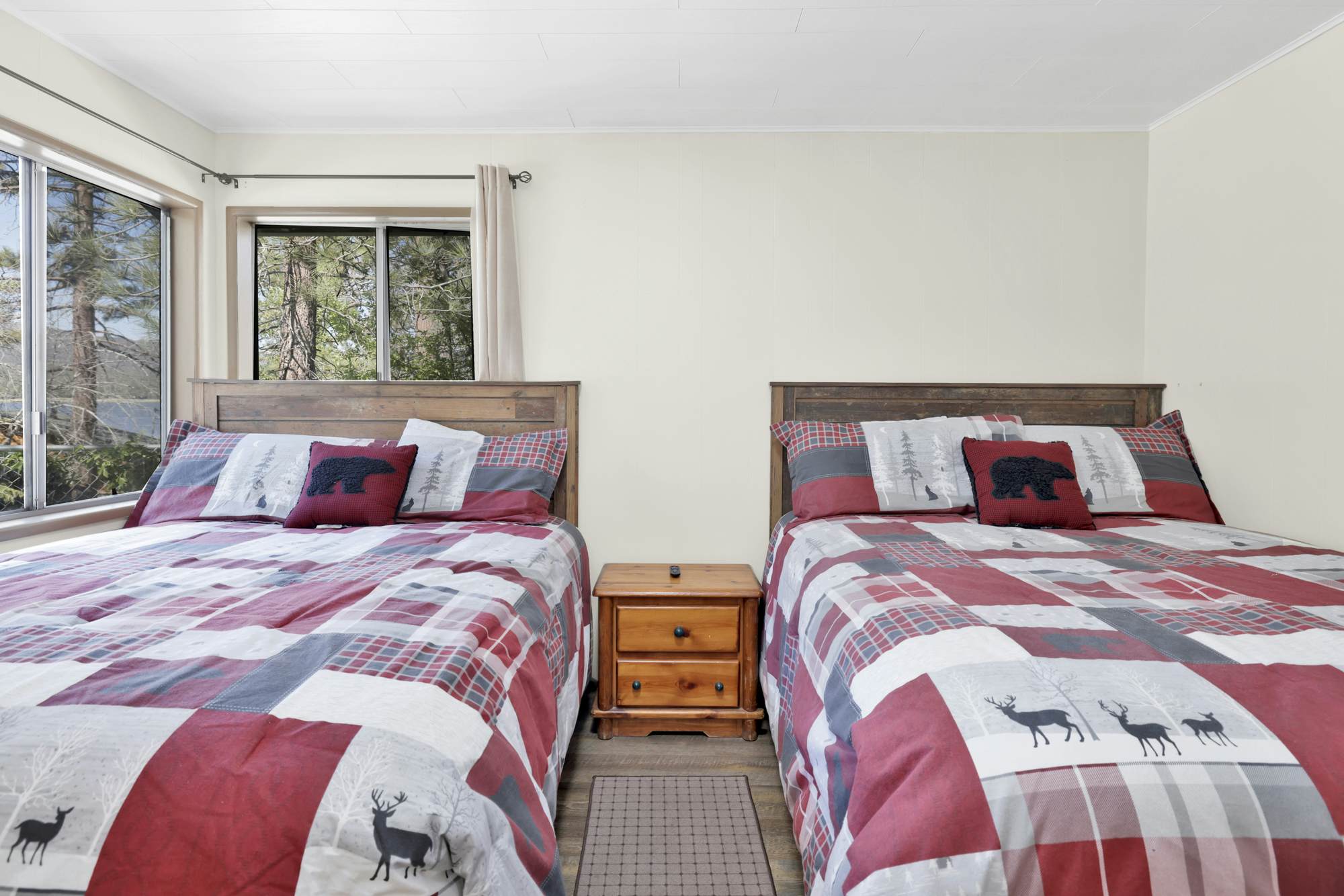 0452-Shore Acres Lodge Unit 100  to Unit 111