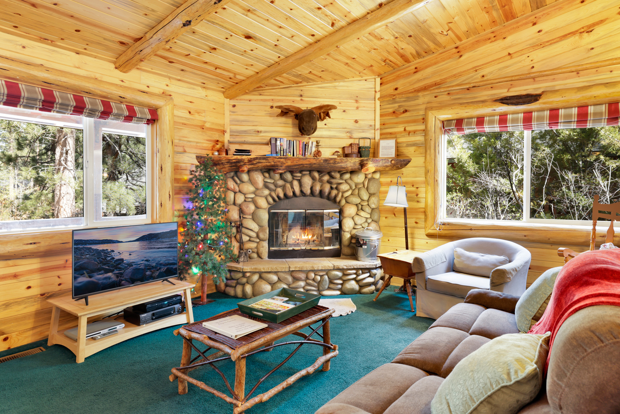 Aspen Grove Log Cabin at Big Bear Lake