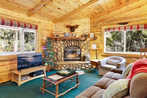 Aspen Grove Log Cabin at Big Bear Lake