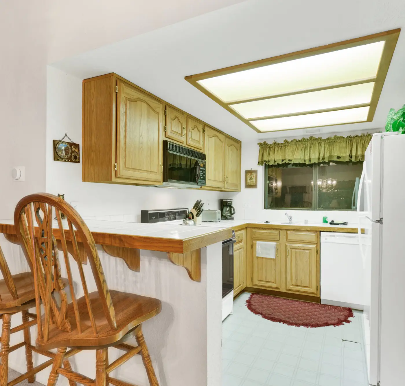1218-Bear Golf Inn