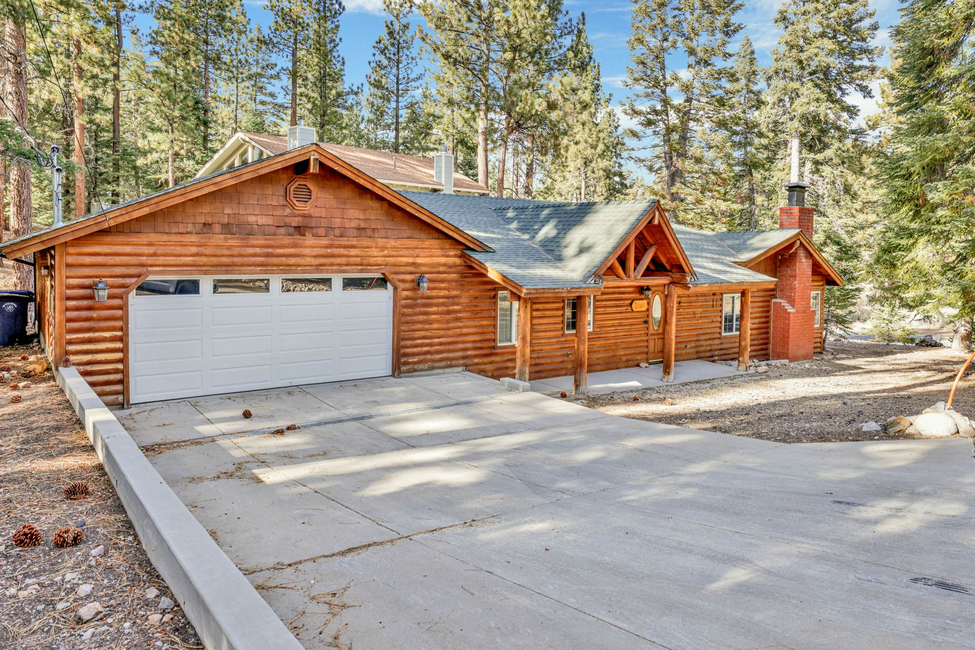 1235-Lazy Bear Lodge