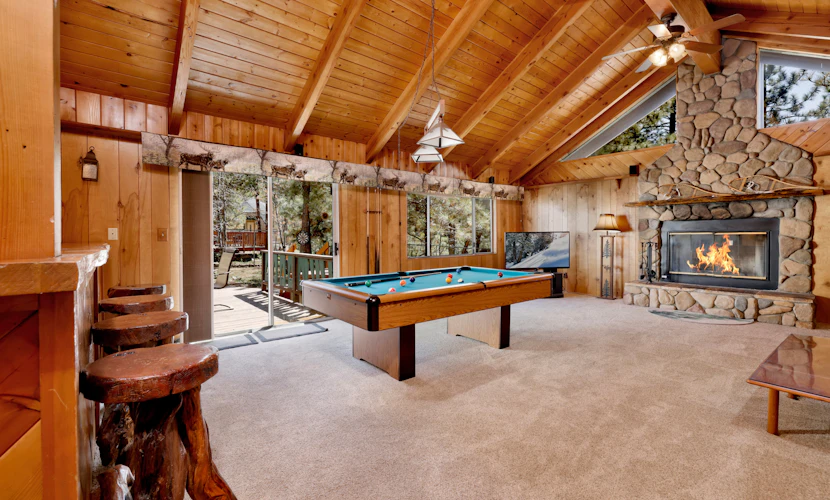 Moose Creek Ski Haus Chalet w/ Hot Tub + Pool Table