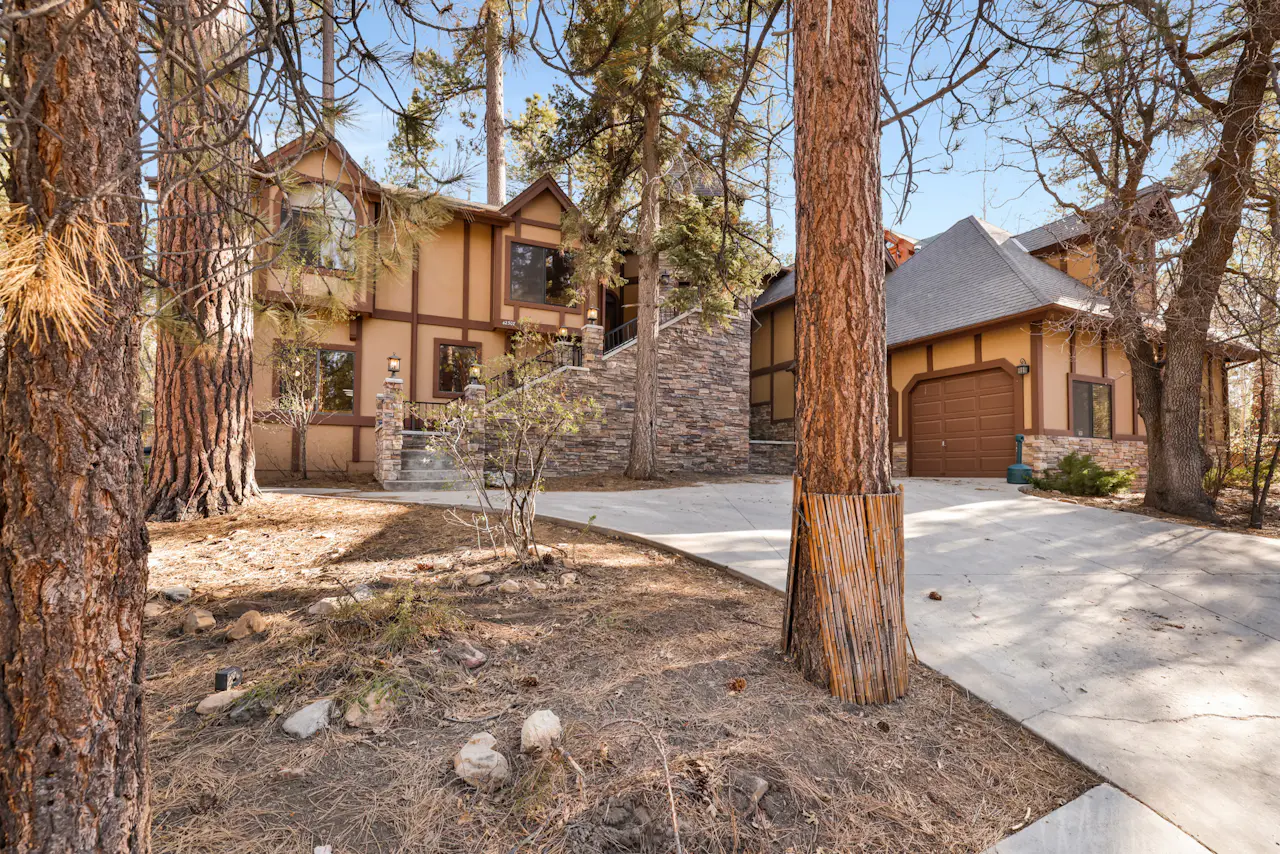 Four Happy Bears Estate #1277 | 5 Bed Big Bear Lake, CA Cabin | Vacasa
