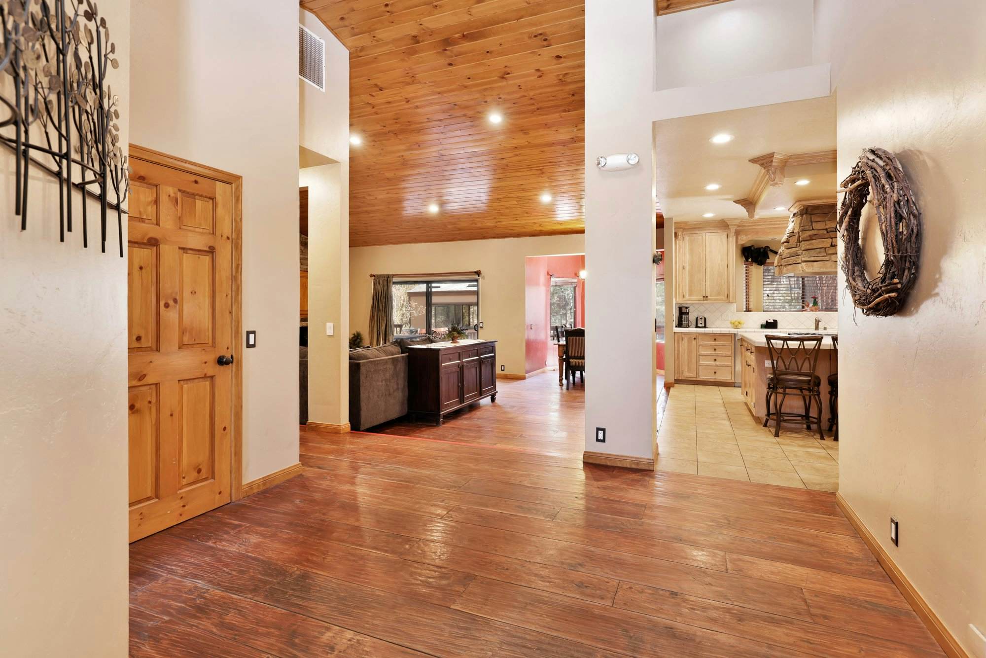 1277-Four Happy Bears Estate