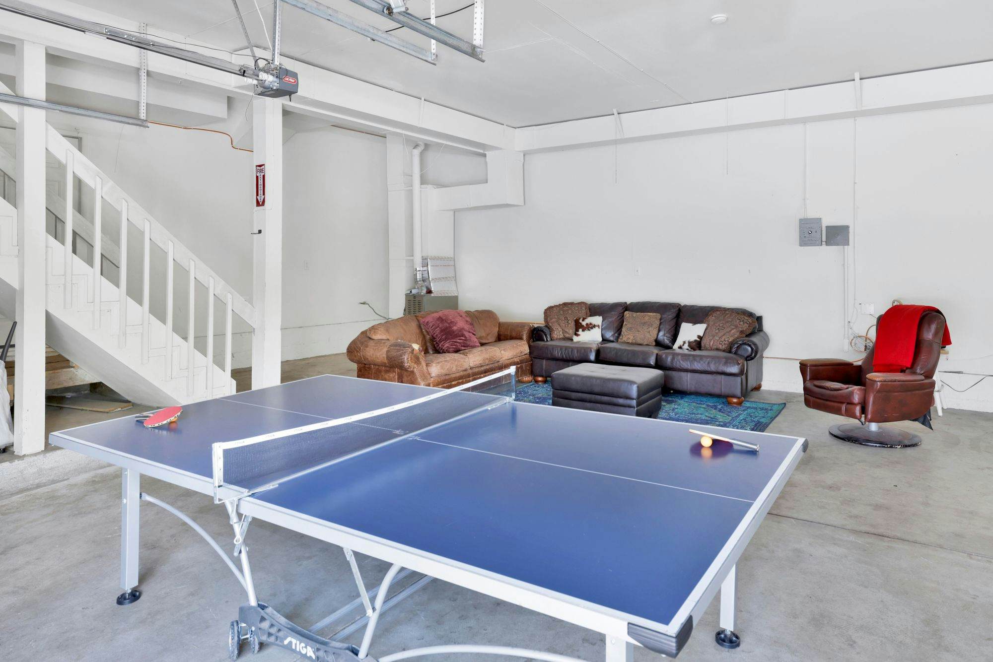 1277-Four Happy Bears Estate