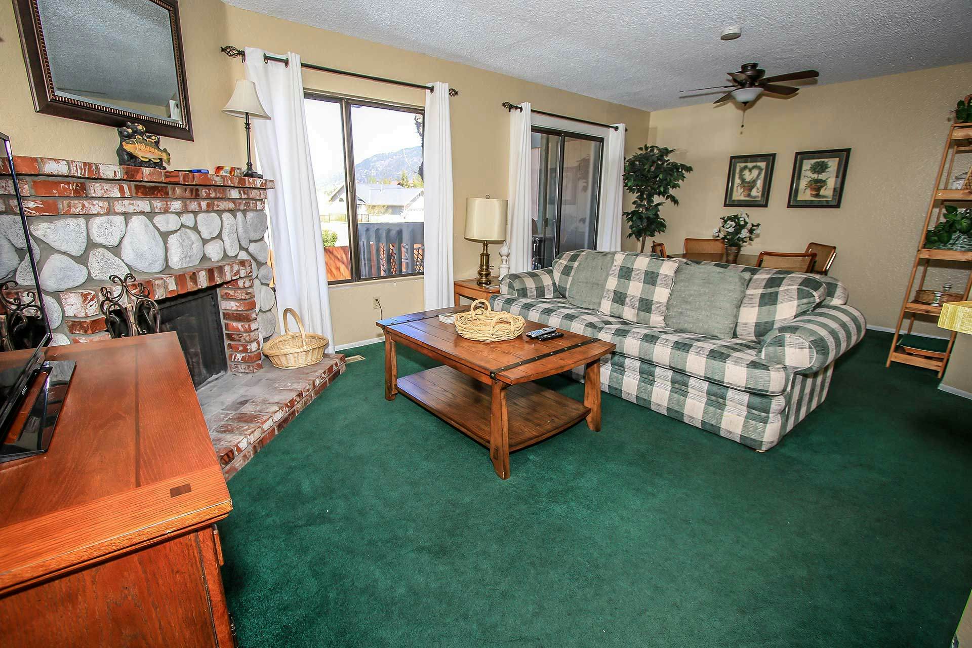 1417-Boulder Creek Condo