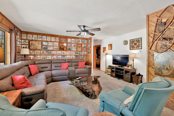 Popko's Place | 3BR/1BA Moonridge Cabin w/ BBQ Deck & Fenced Yard