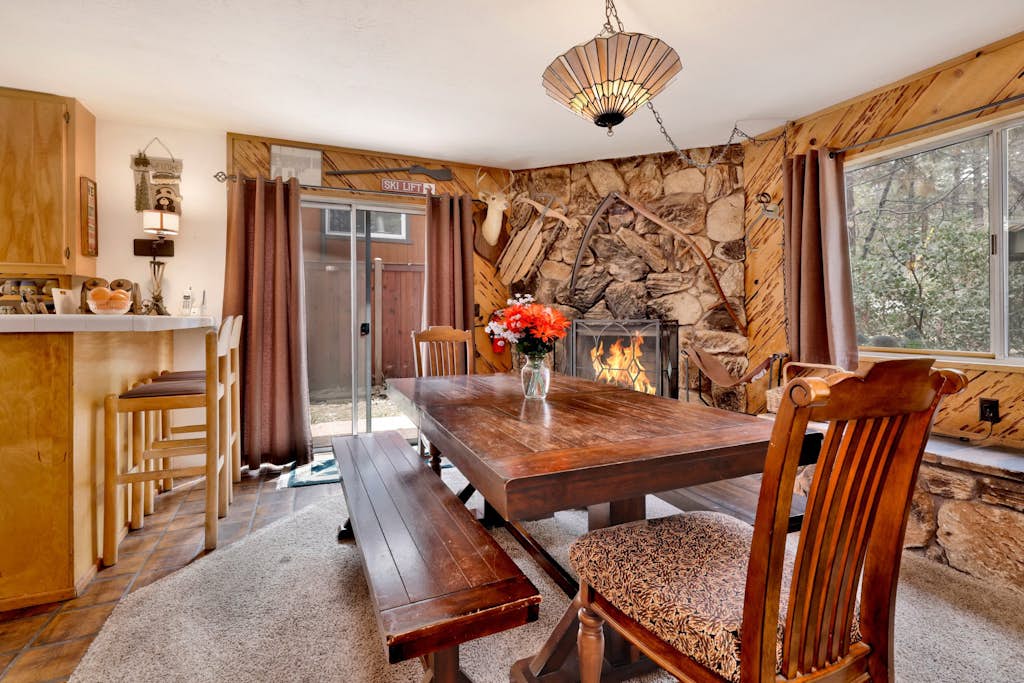 Popko's Place | 3BR/1BA Moonridge Cabin w/ BBQ Deck & Fenced Yard
