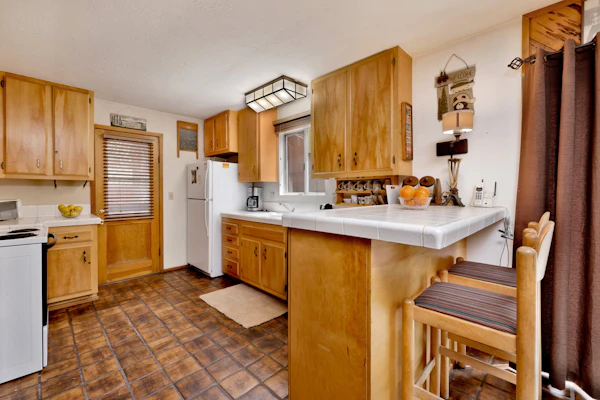 Popko's Place • Walk to Snow Summit | Skip Parking Fees, Minutes to Village & Lake