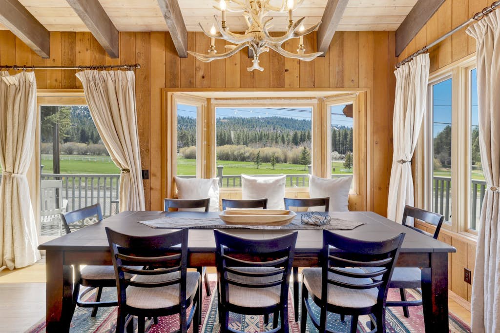 Family Retreat: Walk to Zoo & Golf Course | 3BR w/ BBQ & Wood Fire