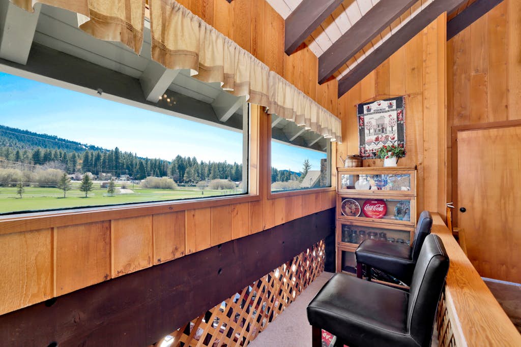 Family Retreat: Walk to Zoo & Golf Course | 3BR w/ BBQ & Wood Fire