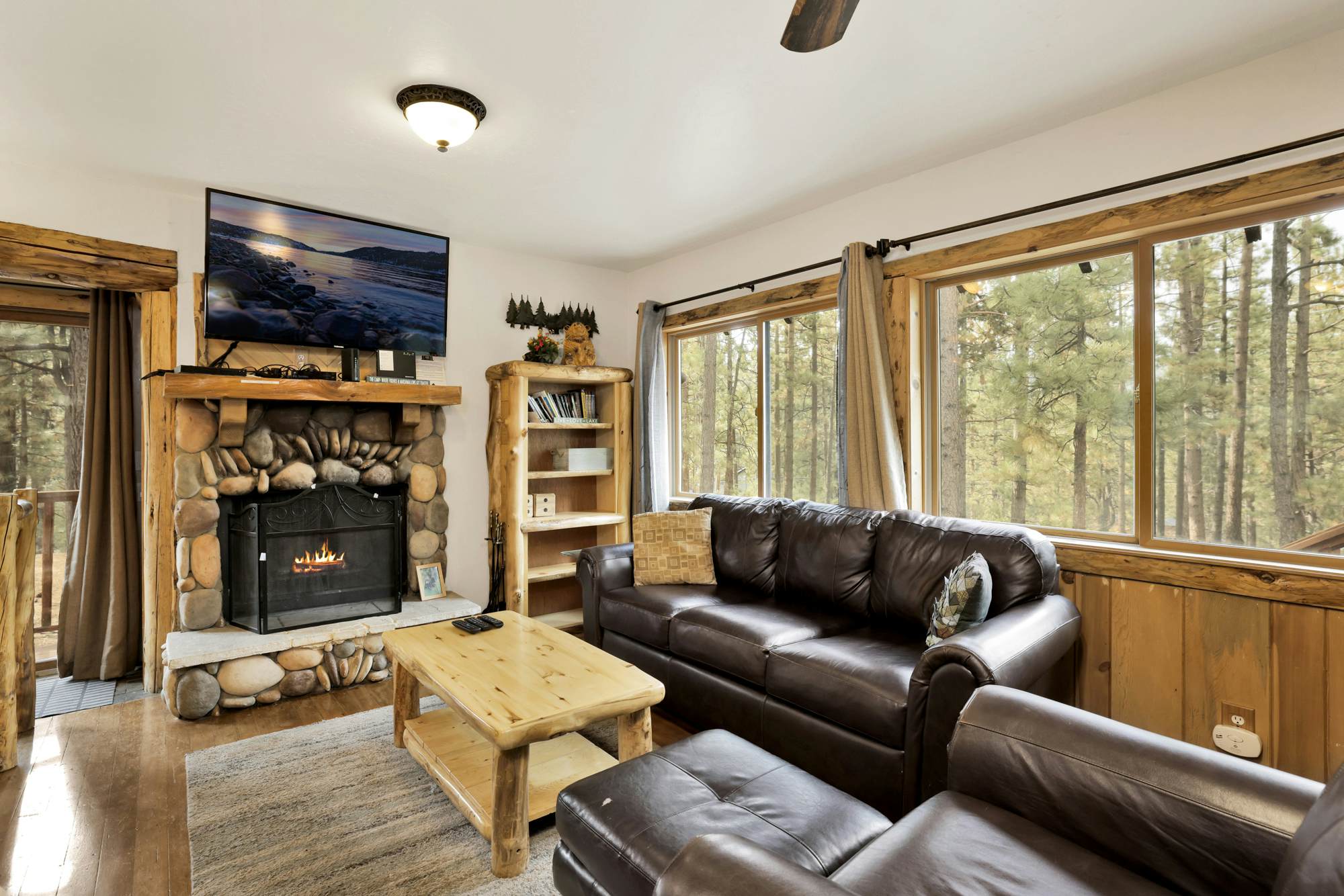 1494-Living Log Cabin