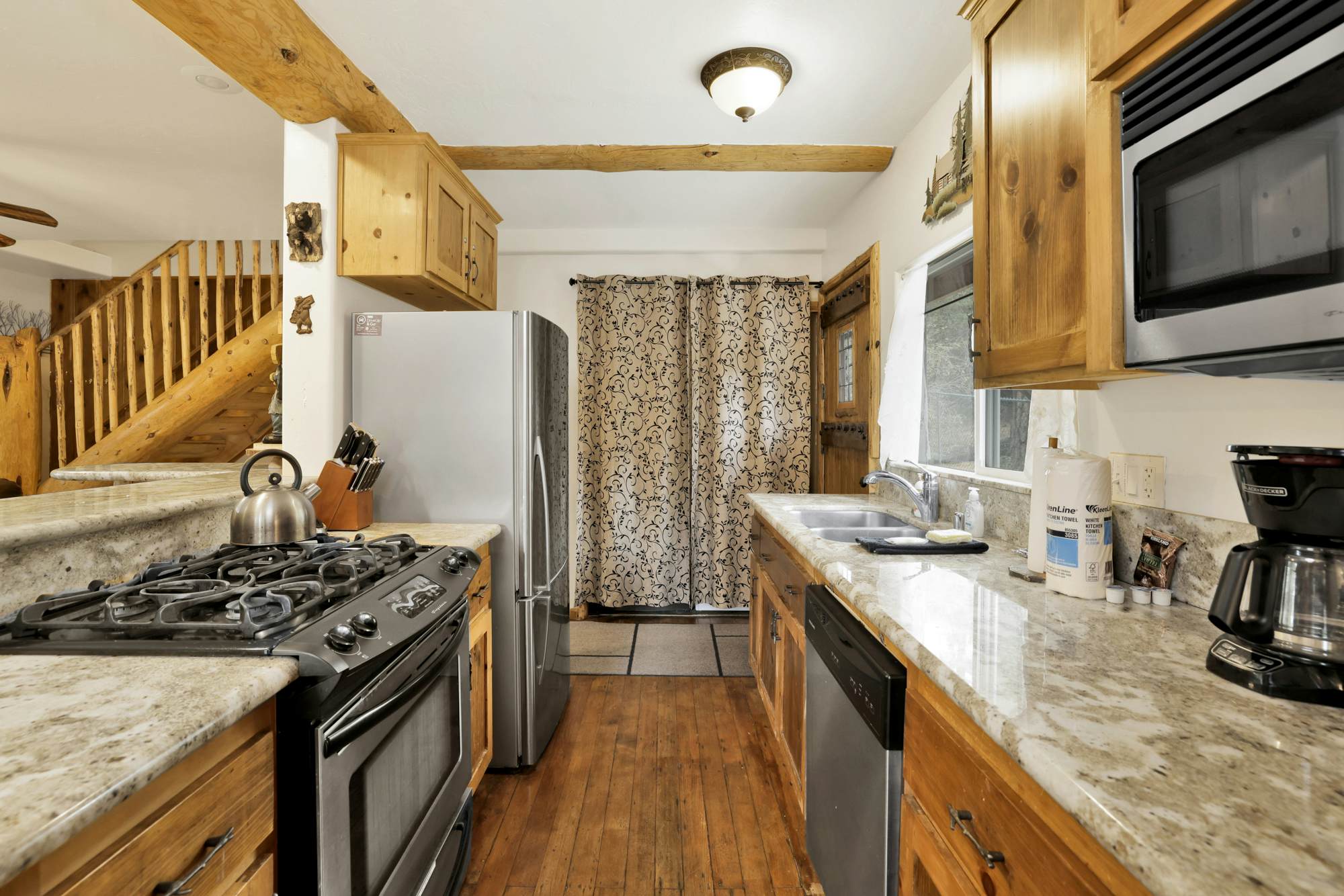 1494-Living Log Cabin