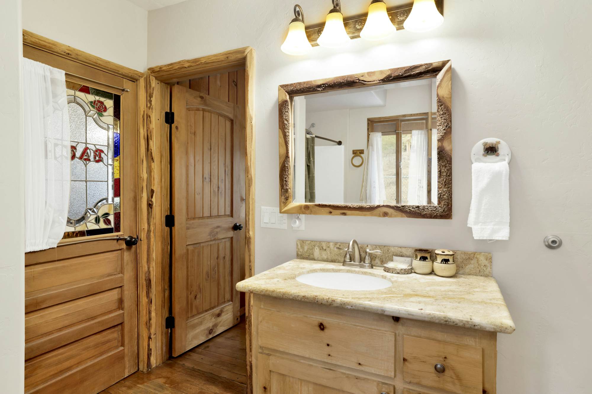 1494-Living Log Cabin