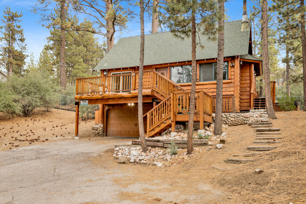 1494-Living Log Cabin