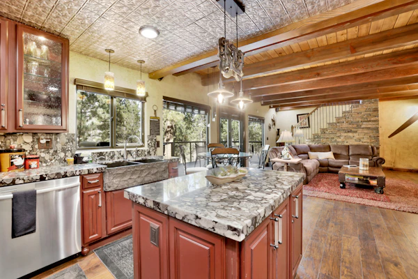 How Sweet It Is - Downtown Village Retreat at Big Bear