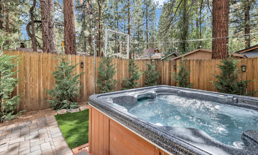 Knotty Bear Resort Cabin at Big Bear- Hot Tub- Games