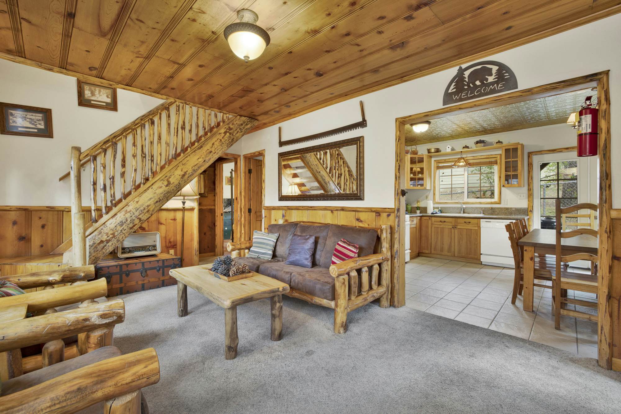 537-Nine Pines Lodge