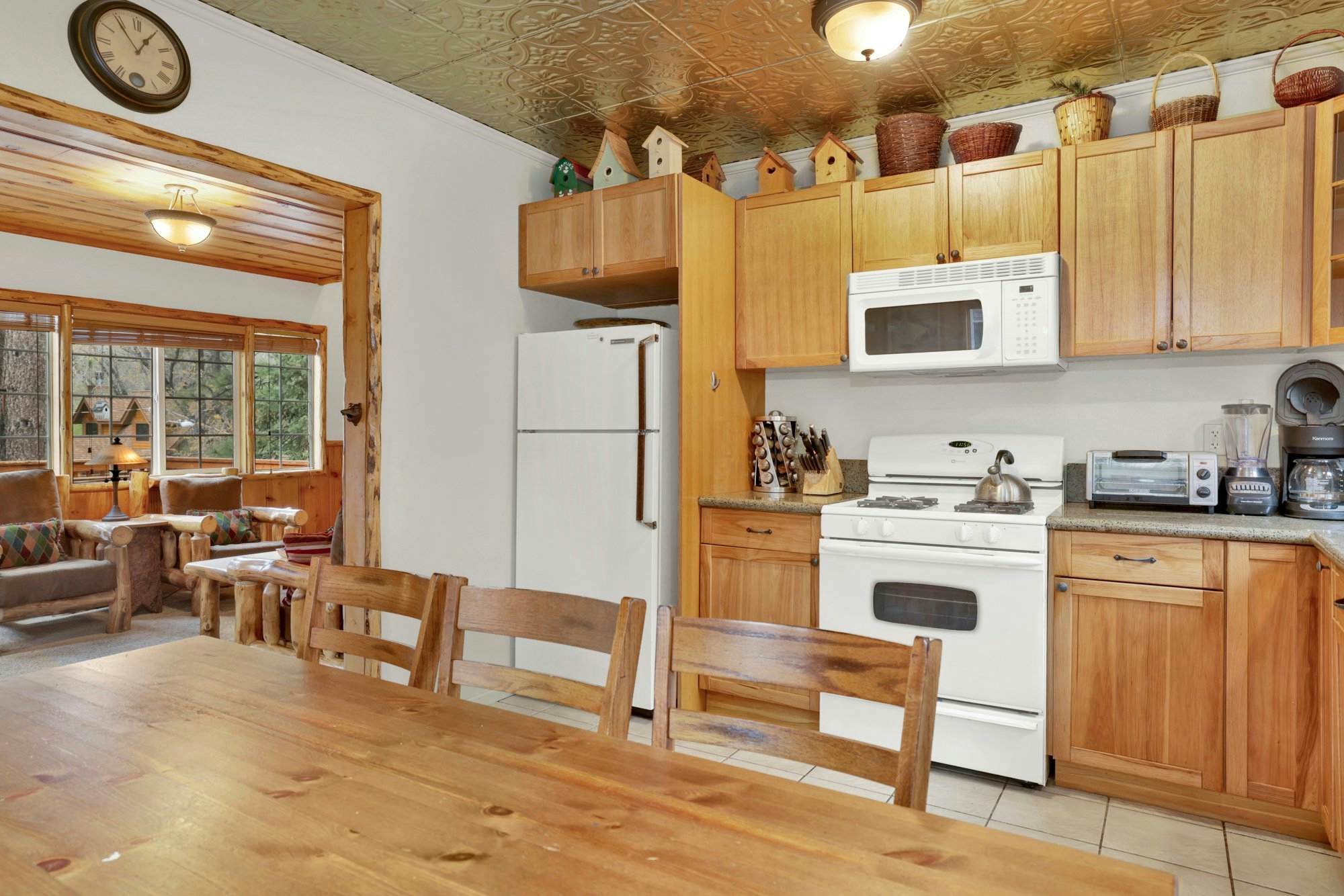 537-Nine Pines Lodge