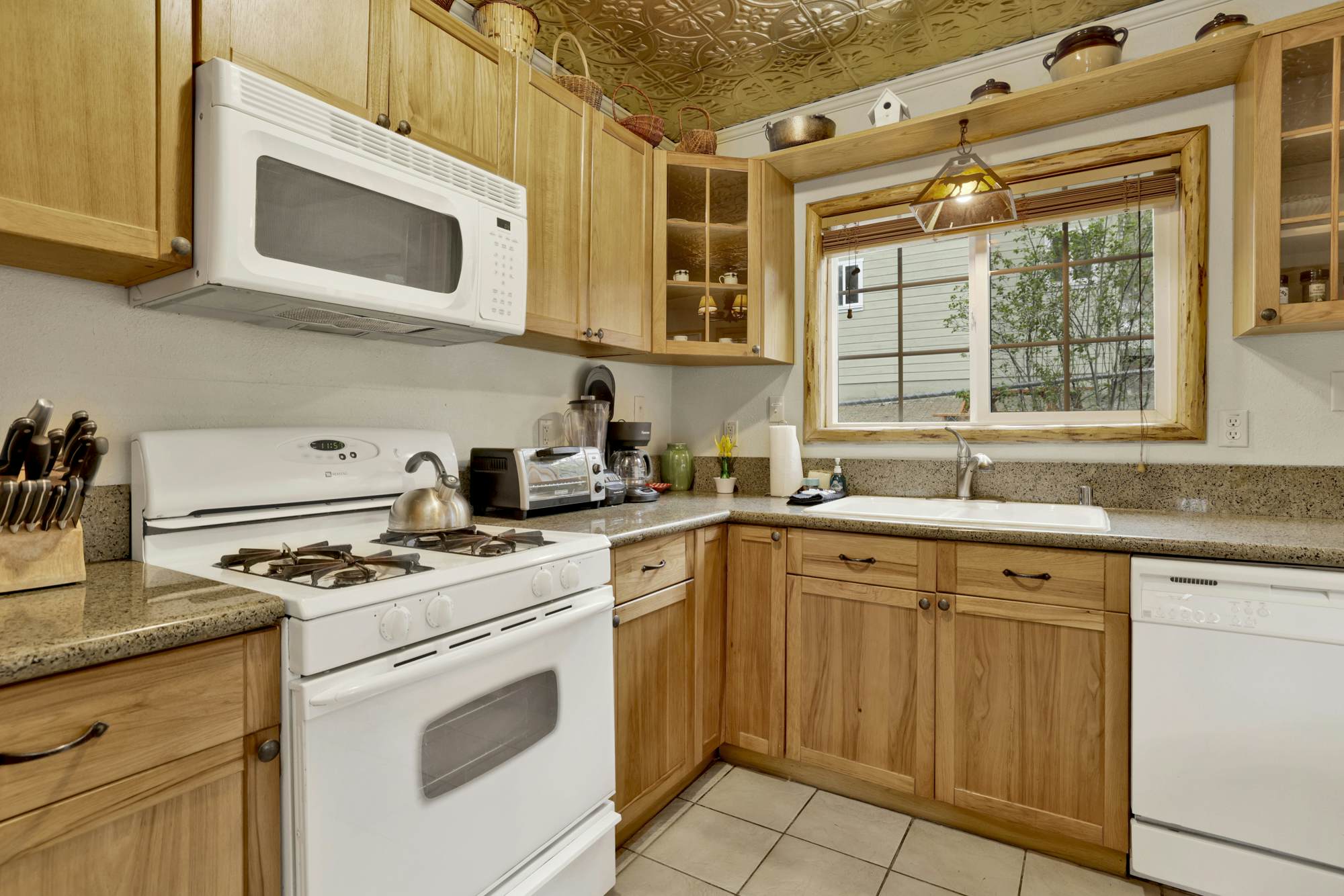 537-Nine Pines Lodge