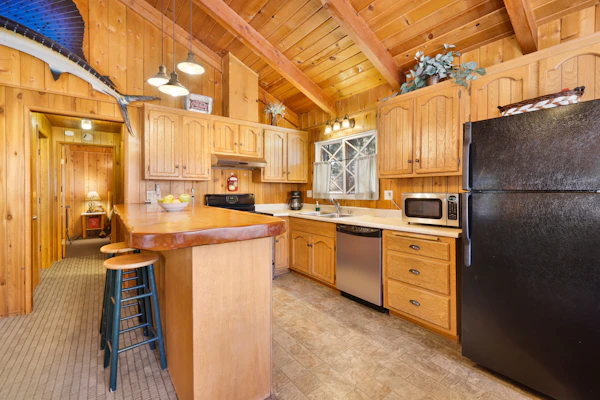 Cozy & Relaxing Oriole Cottage at Big Bear Lake