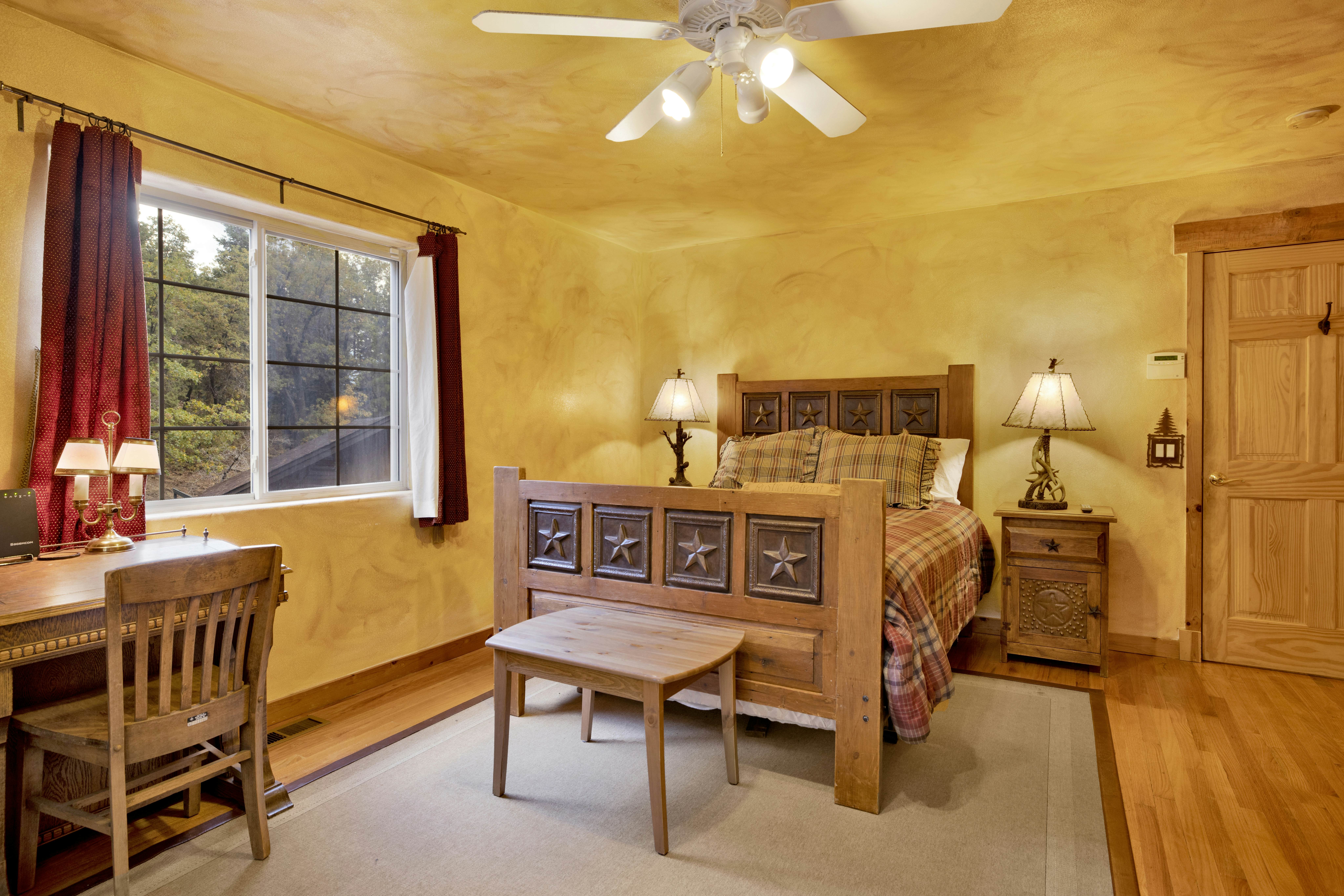 735-Bear Creek Lodge