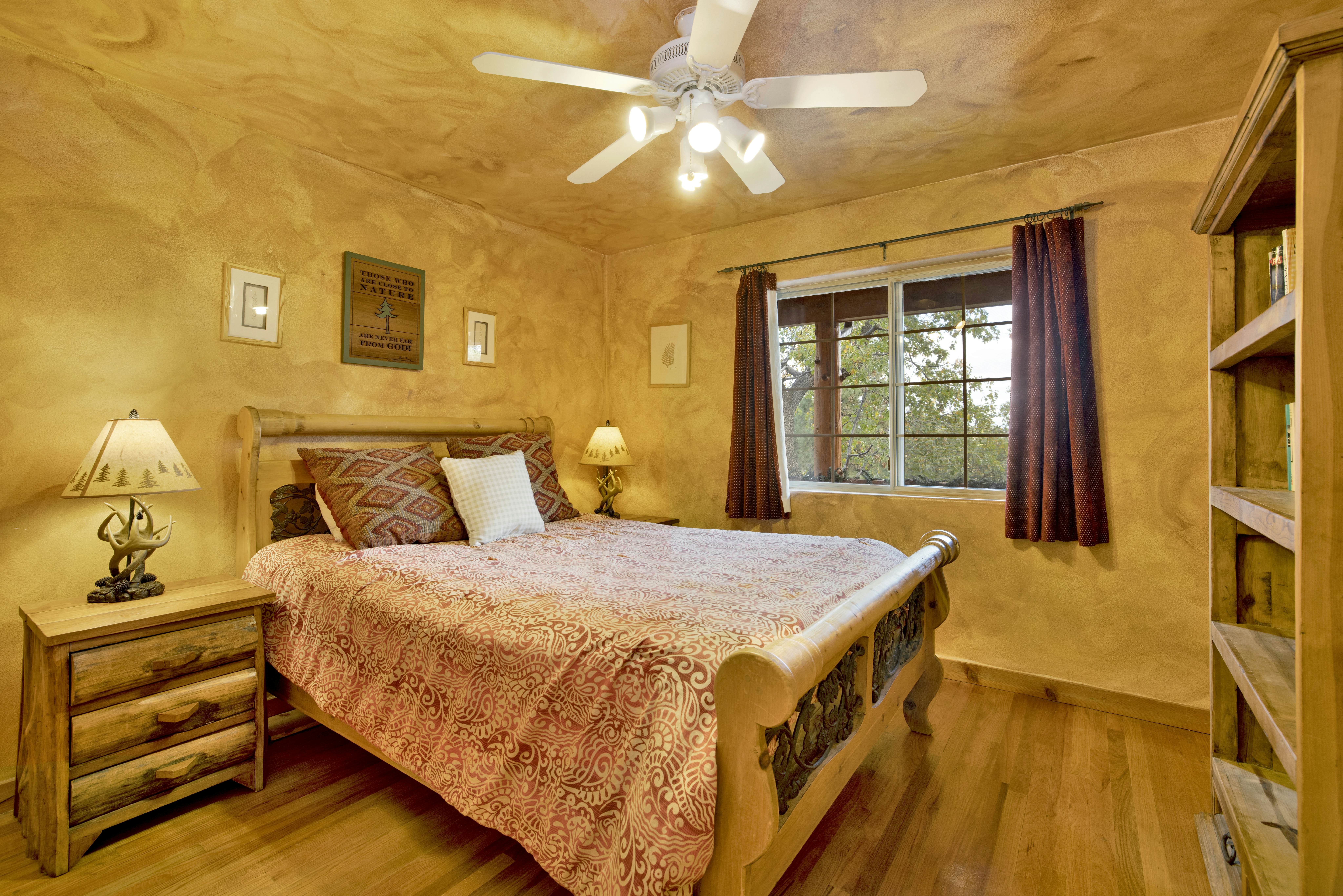 735-Bear Creek Lodge