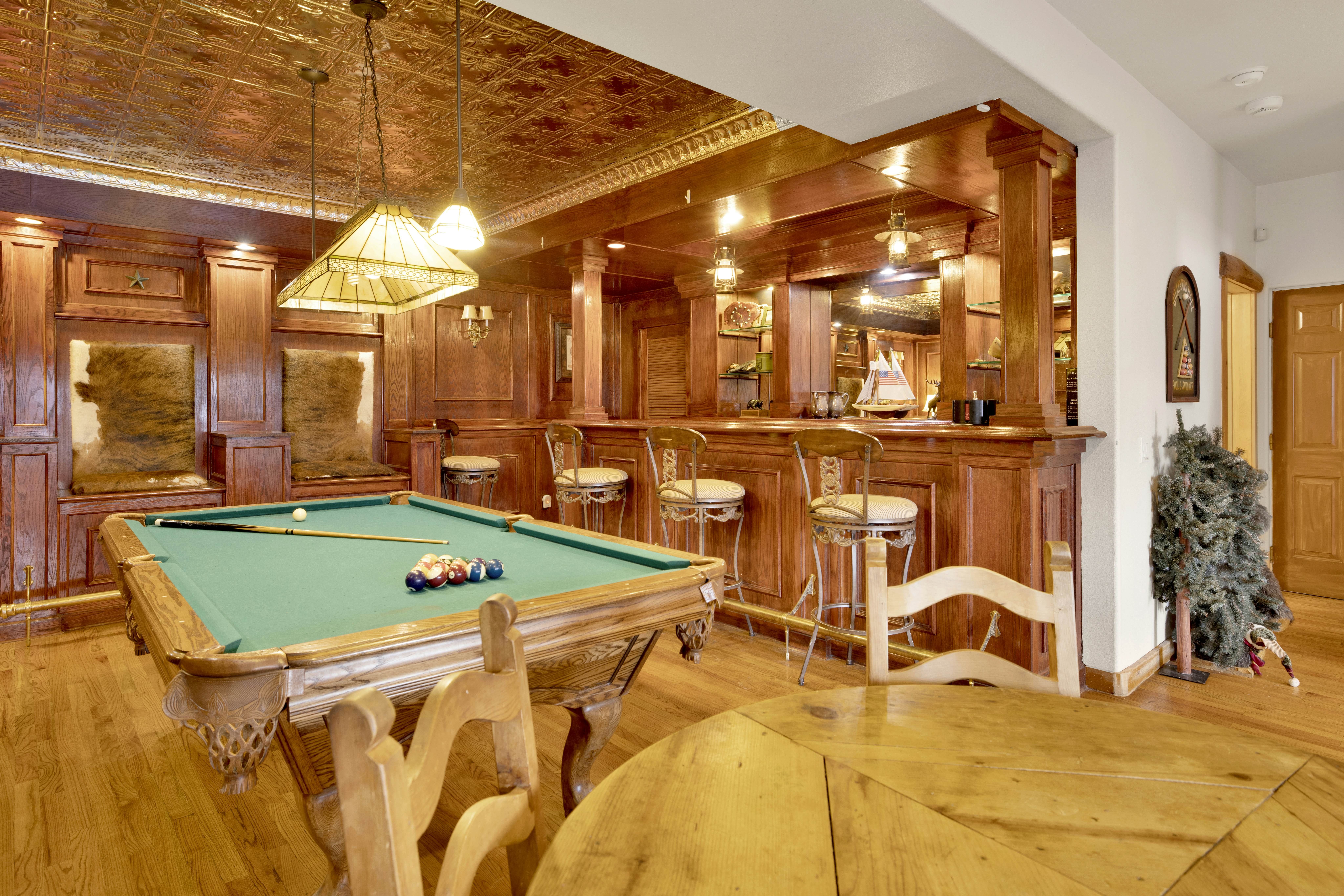 735-Bear Creek Lodge