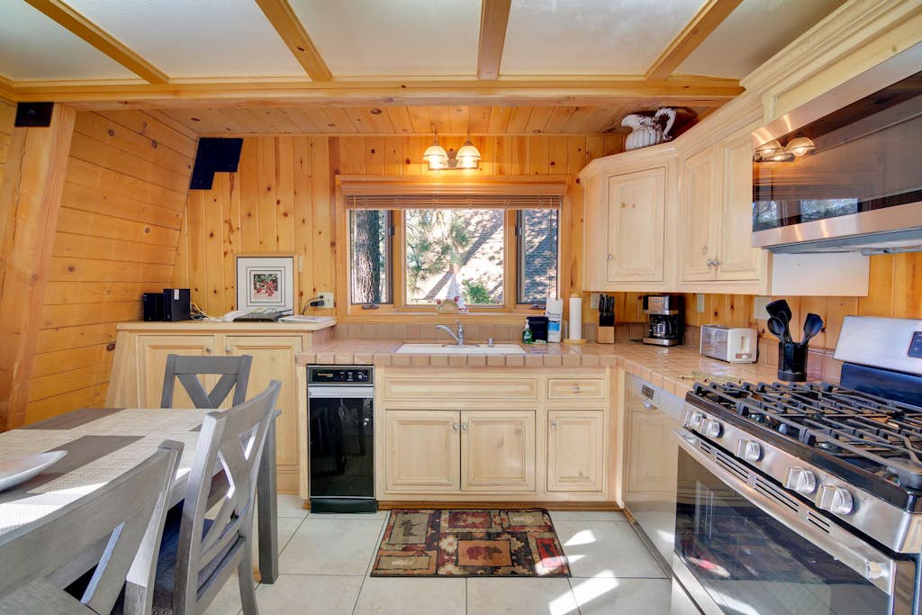 Switzerland Basecamp Ski Chalet at Snow Summit