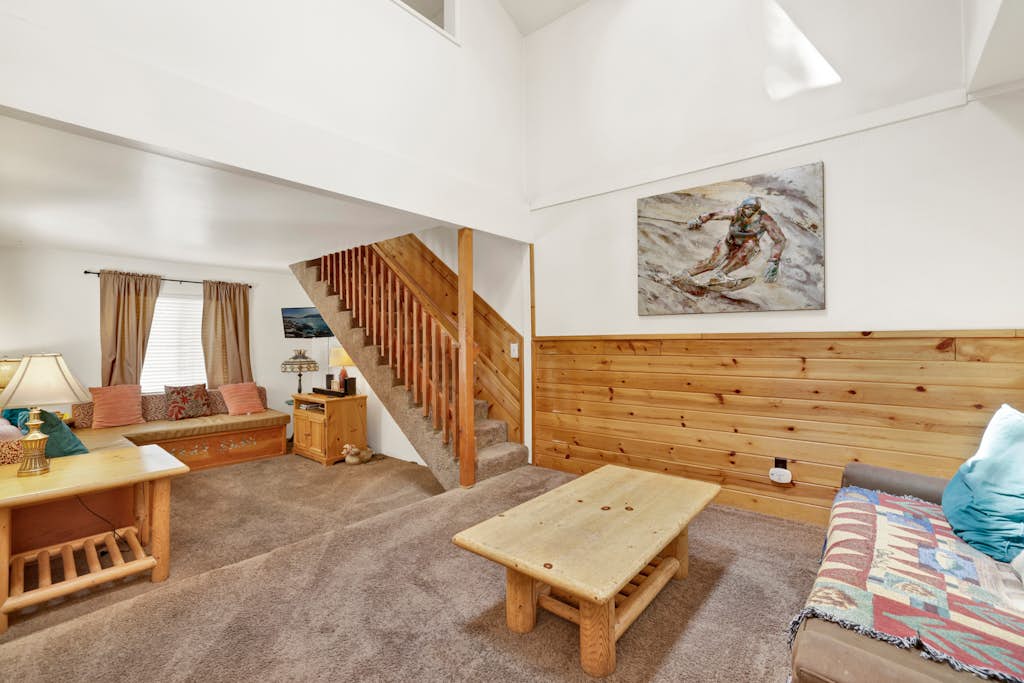 Life Of Riley Retreat at Big Bear w/ Hot Tub