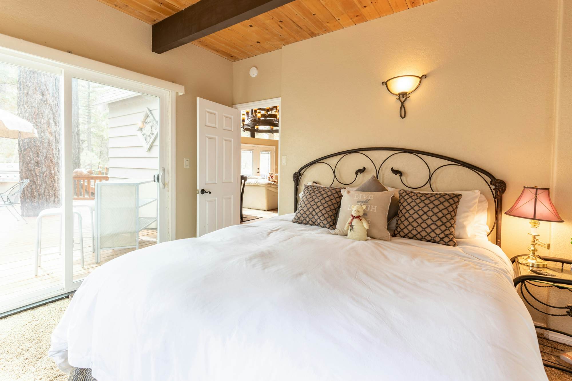 1807-Living the Dream