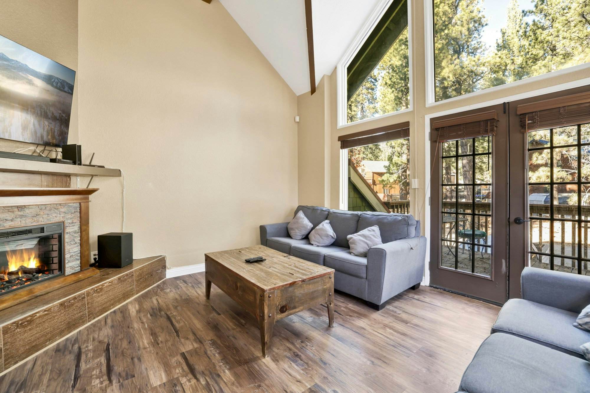 1826-Fawnskin Chalet