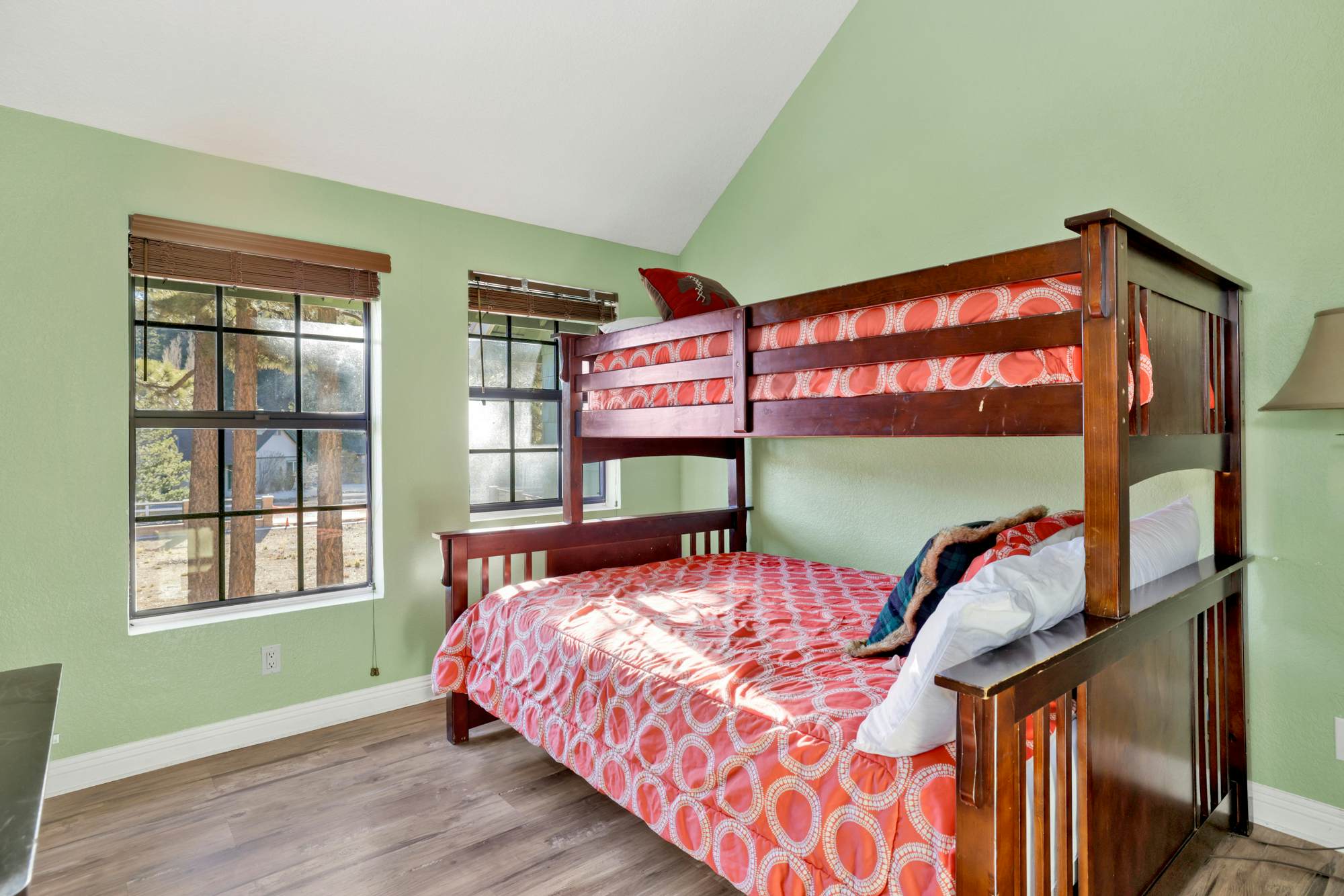 1826-Fawnskin Chalet