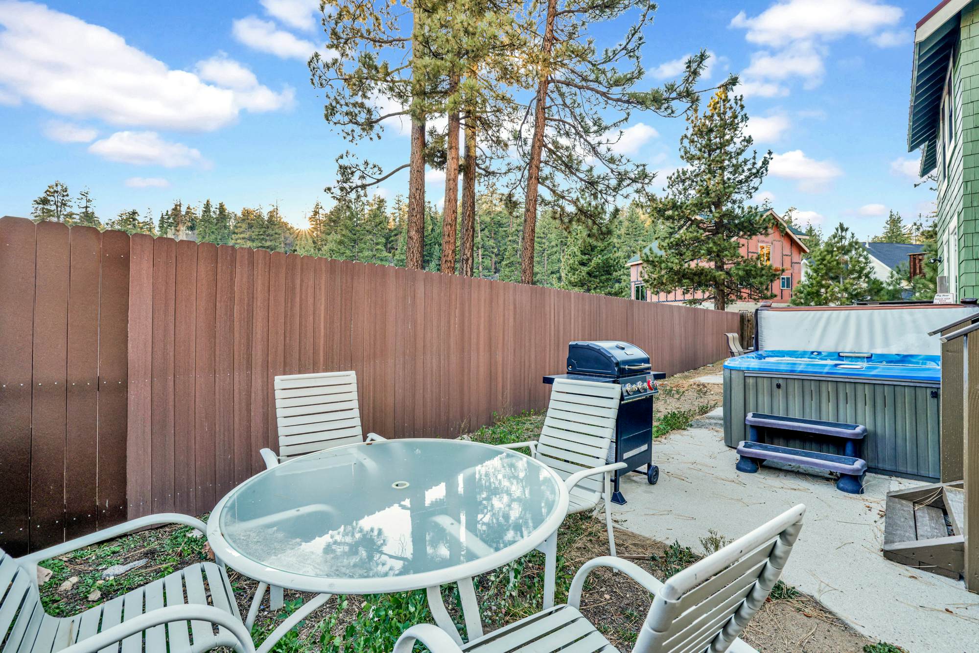 1826-Fawnskin Chalet